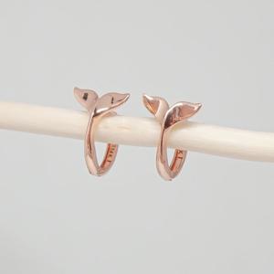 오팔하우스 14k 고래꼬리 원터치 귀걸이 OPDLE3550