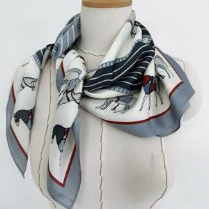 [애슬릿][애슬릿]여성 사선 말 엄마 할머니 미니 쁘띠 스카프