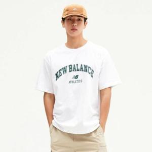 [뉴발란스]매장판 공용 아치 로고 반팔 티셔츠 세미 오버핏 화이트 NBNEE21043-10
