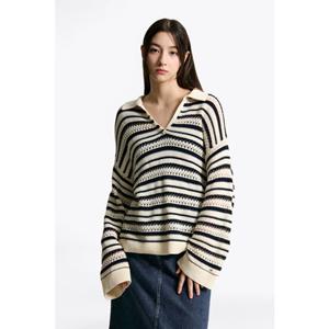 [타미힐피거종합관] 여성 크로쉐 스트라이프 폴로 스웨터 (T22F6KTO042WT1 0AF)