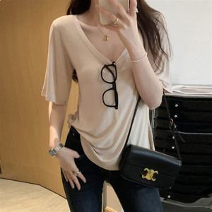 반팔티셔츠 의류 데일리스판 G126889 딥브이넥 부들부들 데일리