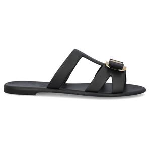 25 FW 페라가모 블랙 10mm 로고 엠브로이더드 플랫 샌들 01J325779972