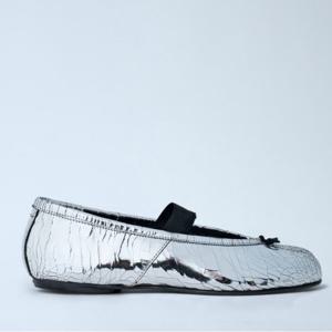 25 FW 메종 마르지엘라 Tabi 타비 크랙 메탈릭 피니쉬 발레리나 플랫 S39WZ0113 P7456 H7