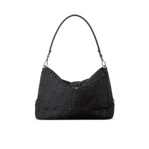 펜디 펜디 루이 라지 블랙 숄더백 2216947