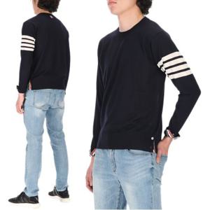 [톰브라운] 사선완장 MKA002A Y1014 415 남성 울 니트