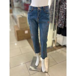 화이트호스 세이브존01 플라워수술데님팬츠 W242704