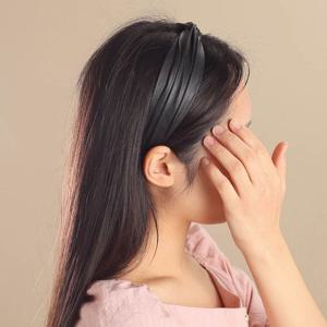 엔젤슈슈 가죽 꼬임 헤어밴드 넓은 레자 머리띠