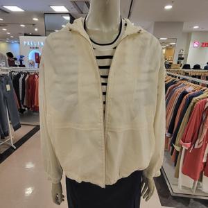 [BCBG] 비씨비지 여름24 캐럿 점퍼 B4B3R136