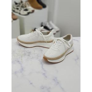 한슈 세이브존09 통굽 캐주얼 운동화 여성 스니커즈 4cm HS023898ns