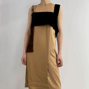 버버리 실크 앤 벨벳 스트랩 디테일 드레스 4560687