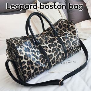 레오파드 보스턴 가방 트래블백