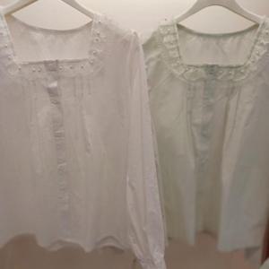 Latium HC06 깔끔한 봄느낌 진주레이스넥 소매 밴딩 셔링 밀콩셔츠블라우스 T2521bl04