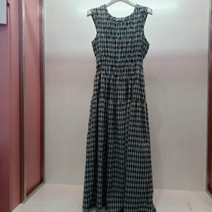 Latium HC06 스모크 밴딩 캉캉 A라인 민소매 체크 나시 라운드 롱원피스 T2523op17LB