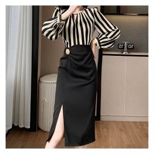 [예쎄 오피스](예쎄) 골드버튼 포인트 트임 롱 원피스(S5SOP026A