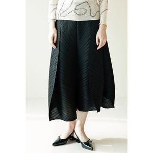 [요이츠]사선 커브 볼륨 플리츠 밴딩 팬츠 블랙_YK03WRPSL02