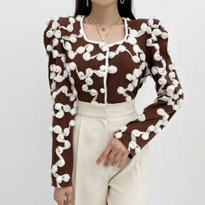 [금찌] 플레 라인 플라워 블라우스 ST7730B