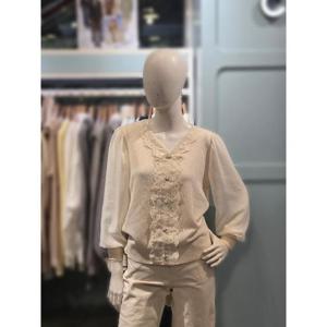 클리지 세이브존03 클리지 브이넥 소매배색 니트 ATCP2WKT11A