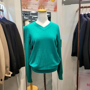 수스 HC07 기본 니트V넥 S254BSWA51