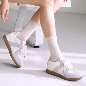 에스유니 여성용 티안나는 키높이 스웨이드 배색 속굽 스니커즈 운동화 6cm