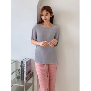 [샵앤]샤틴 국산 여성 라운드 빅사이즈 가오리핏 플리츠 반팔 BLE-WSH-3591-베이지