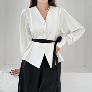 [금찌]금찌 엔디나 퍼프 블라우스 ST6868B