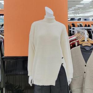 파파야 DP01 헤어리 버튼 슬릿 폴라 니트 PNORKT017D