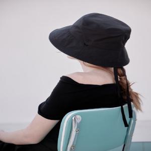 [헤지스] 블랙 H자수 리본스트랩 버킷햇 [HILG4F007BK]