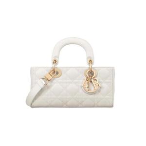 디올 스몰 레이디 D 조이 백 까나쥬 램스킨 라떼 M0613ONGE-M030