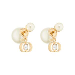 디올 트리발 이어링 골드 피니쉬 메탈 화이트 레진 펄 실버 톤 크리스탈 E4188WOMCY-D03S