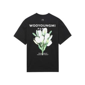 우영미 플라워 프린트 백로고 티셔츠 블랙   22SS W221TS10708B