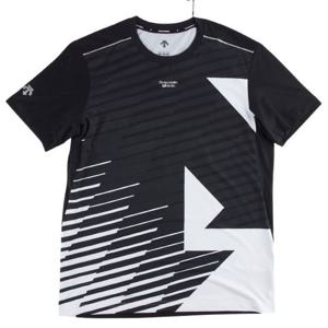 [데상트] 레귤러핏 스피릿 그래픽 반팔티 SP321TTS72 BLK