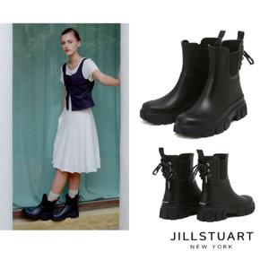 [질스튜어트][슈레이스/지비츠 증정] 블랙 리본장식 첼시 미들 레인부츠 JASO5E110BK