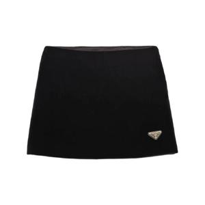 25 FW 프라다 벨벳 미니 스커트 P144YCSOOOM65 TP441037951