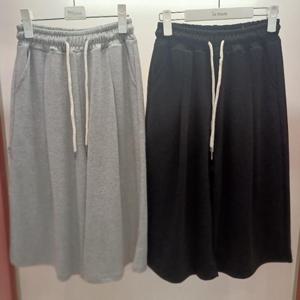 Latium HC06 국내생산 신축성 있는 허리밴딩 라벨투포켓 통와이드 7부 면바지 T2527pt19