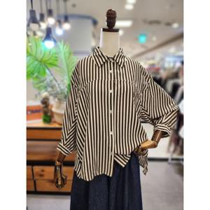 스테파니 세이브존01 7부 소매 스트라이프 셔츠 A25SH5313