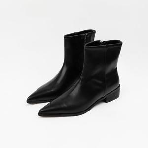 [신난다슈]여성 앵클 부츠 4cm 여자 스틸레토 숏 앵글 부츠 발편한 통굽 LO258914 블랙