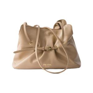 프라다 스몰 프라다 다다 나파 레더 백 샌드 베이지 1BG586-2DX8-F0036
