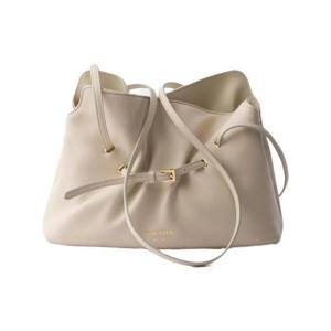 프라다 스몰 프라다 다다 나파 레더 백 아이보리 1BG586-2DX8-F0304