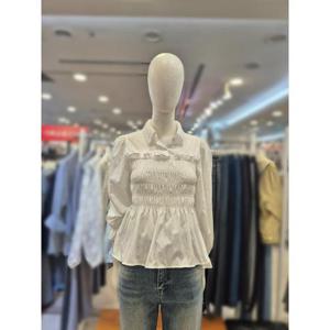 부루앤쥬디 세이브존03 부루앤쥬디 스모킹 장식 블라우스 AGBBRJBL006BA