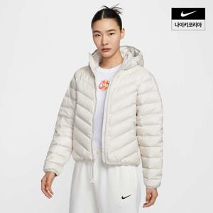 [나이키] 스포츠웨어 윈드푸퍼 여성 써마 핏 후드 패딩 HV5106-072
