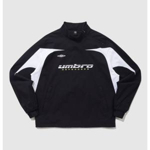 엄브로 브러쉬드 메쉬 풋볼 하이넥 피스테 BB UP421SWTO2 BLK0 NVY0 SCW0