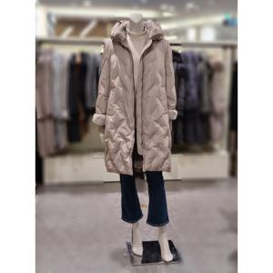 [트리아나] 소고 토끼털 구스다운 롱 배딩점퍼TI4WA04