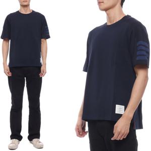 [톰브라운(잡화)]24FW 남성 사선 스트라이프 반팔티셔츠 (MJS246B 07323 415 24F)