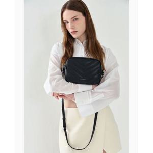 [하트양말증정] 모마 퀼팅 블랙 소가죽 스몰 크로스백 JAWA4E880BK