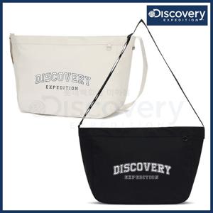 디스커버리 24년 신상/할인 남성/여성/공용 바시티 뉴스보이백라지크로스백/빅백/캐주얼커플가방 DXMIA DXCR2044N
