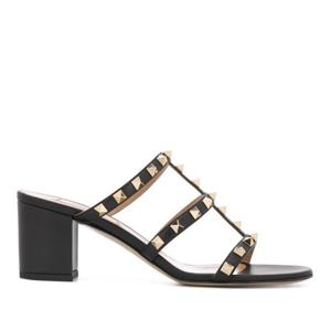 발렌티노 블랙 스터드 블록 힐 샌들 WS0C47 VOD0NO
