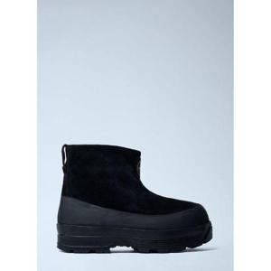 25 FW 스톤아일랜드 남성 스웨이드 로고 패치 부츠  sto0162060blk