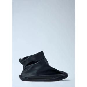 25 FW Camper x Issey Miyake 남성 푸 폼 부츠  cim0362001blk
