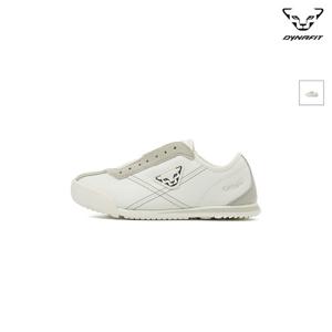 [다이나핏] (택가 139,000원) 오프화이트 레트로핏 컴피 슬립온 YUF22N08W3