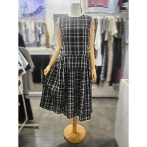 밸리걸 세이브존01 레이스 배색 체크 민소매 롱원피스 608190